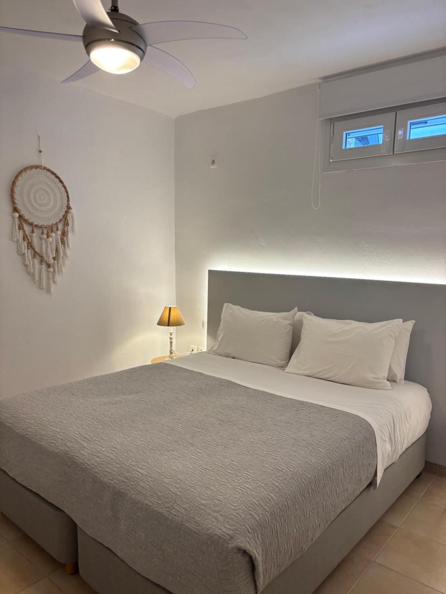 Sea Wind Villas And Suites 图罗斯 外观 照片